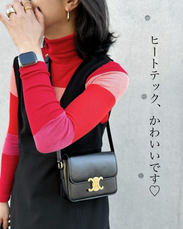 ヒートテックタートルを着た女性