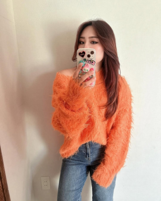 TT＊KOR＊キモウニットを着たコーデ