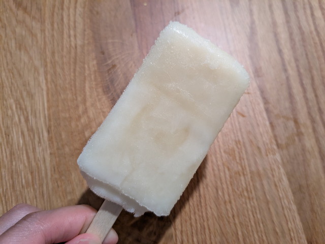 とろける食感 ぎゅっと梨の本体カット(白いバータイプ)