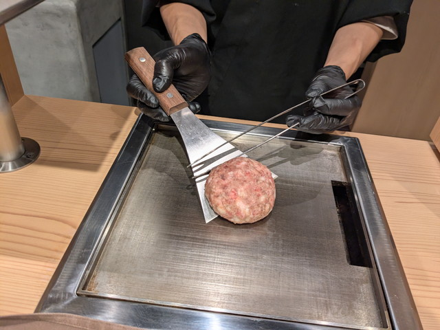 ハンバーグと牛タンとお米 神戸赤ふじ