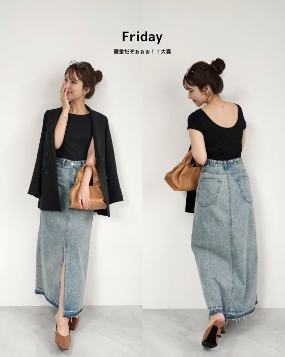 UNIQLOのブラックの「エアリズムコットンローバックブラTシャツ」