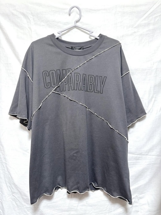 Avail「メロー切替ロゴTシャツ」