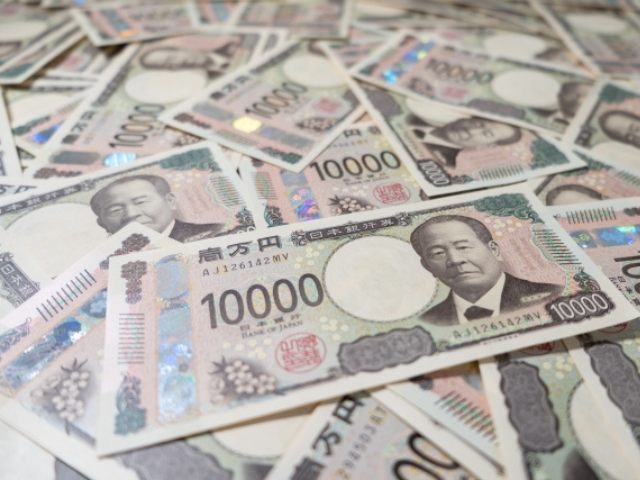 お金