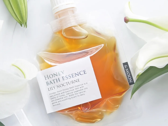マンデイムーン ハニーバスエッセンス