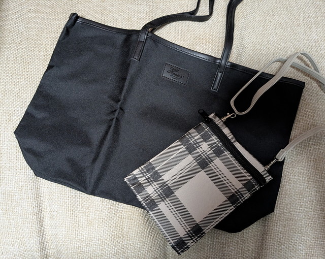 Harriss上品トート&チェック柄ポシェットの2点セット全体