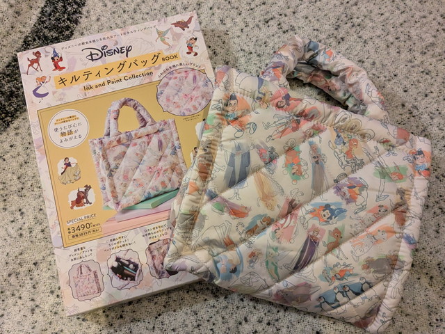 Disney キルティングバッグBOOK Ink and Paint Collection 表紙と付録バッグ