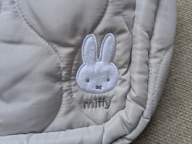 miffy ふかふかキルティング収納トートのミッフィー刺繍ワンポイント
