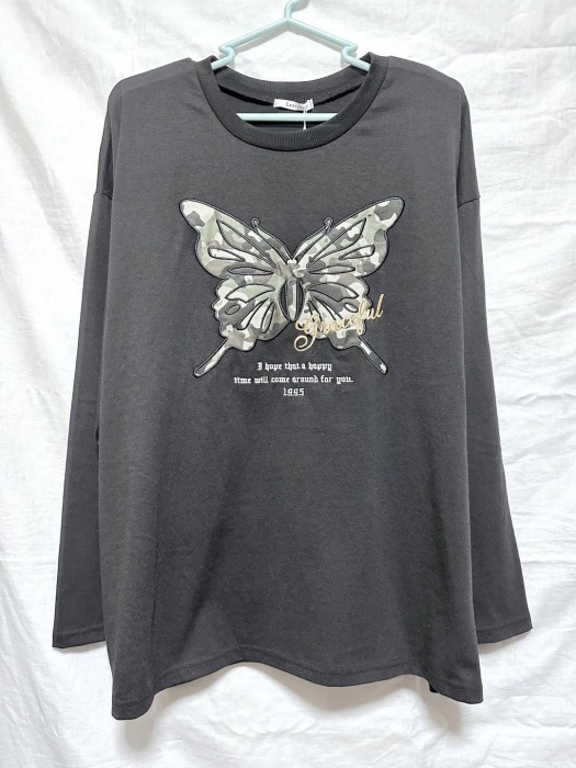 しまむら「バタフライモチーフロンT」