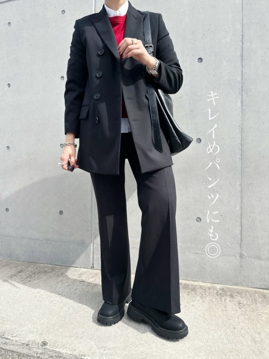 UNIQLO：C「フレアパンツ」