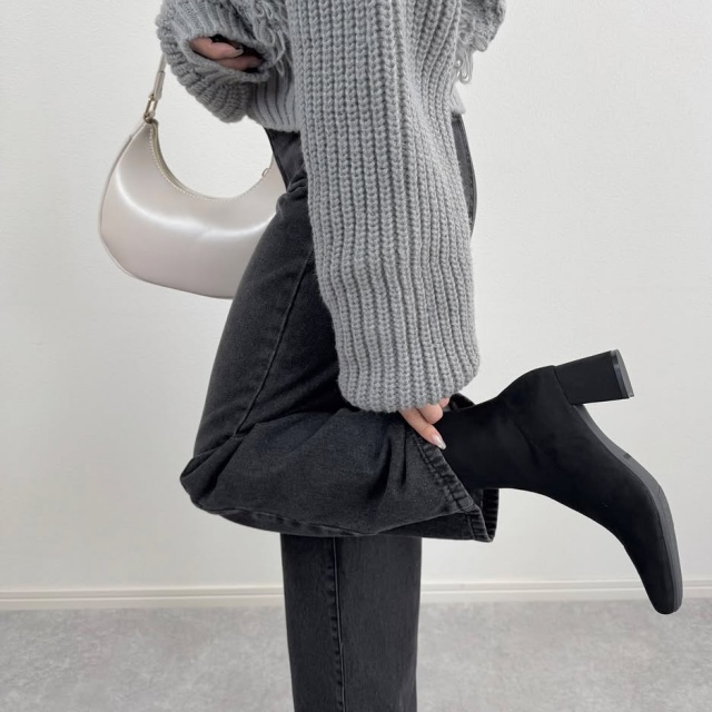 GU「ウルトラストレッチヒールブーツ」