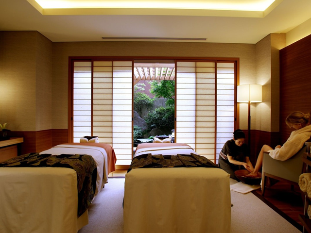 ホテルズドットコム