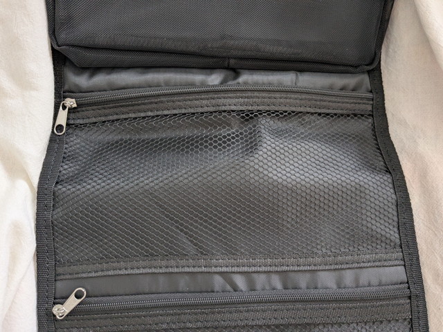 効率厨ポーチ 大きめメッシュポケットのアップ