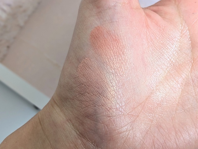 ビオモイスチュアシャドーの写真