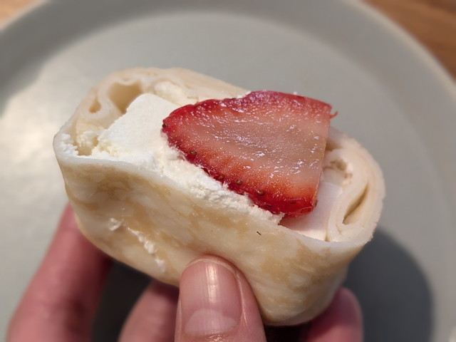 【ファミマ】2026年冬の「いちご×白」限定スイーツ