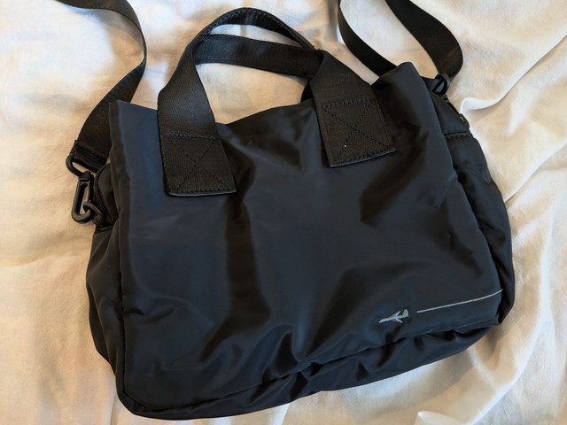 JTB完全監修3層バッグ