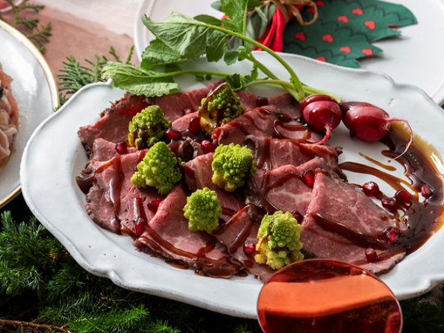 ローストビーフとツリーの森の盛り付け工程イメージ