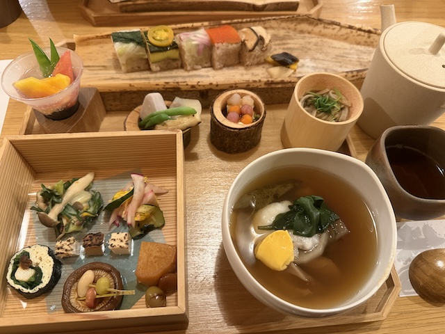 True Beauty×ZEN Stay