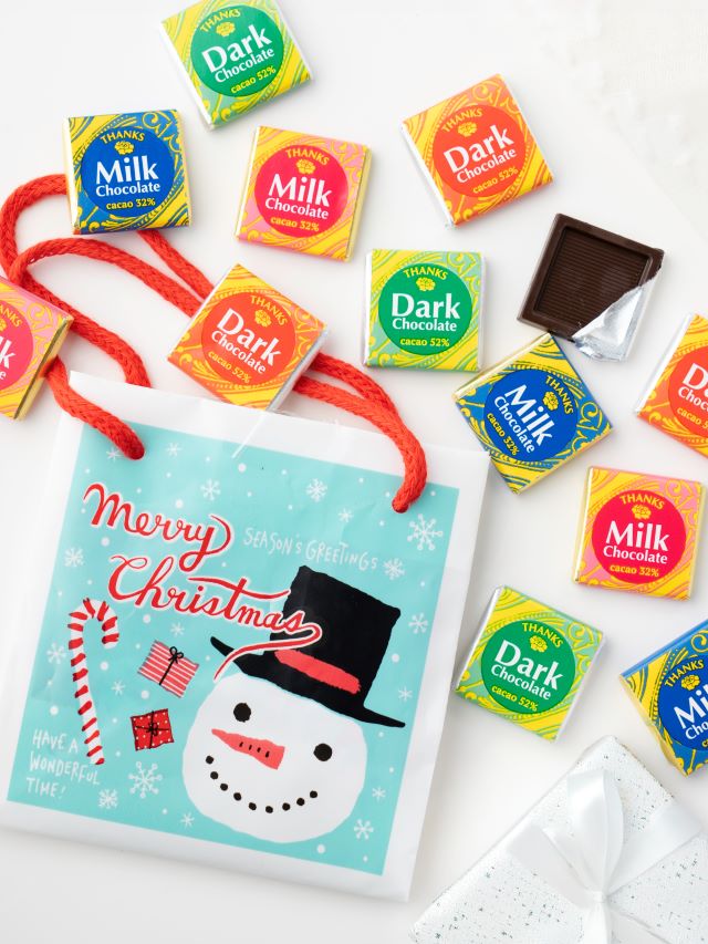 成城石井クリスマスバッグの外装と中身イメージ