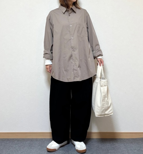 UNIQLO：C「コットンカーブアンクルパンツ」