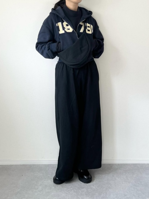 UNIQLO「ソフトニットフリースモックネックT」