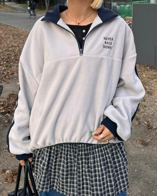 ラインフリースプルオーバー