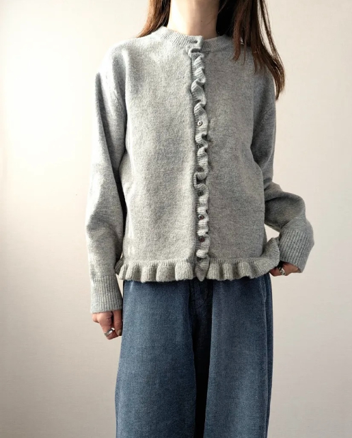 SHフリルCDとデニムのコーデ