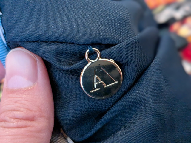 furoku2601-14 Aquascutum アクアスキュータム ビッグシュシュ チャーム付き