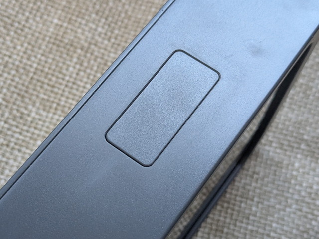 アラームクロック 側面と背面スタンド