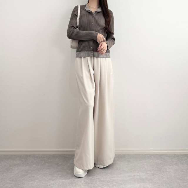 しまむら「配色ニットカーディガン」