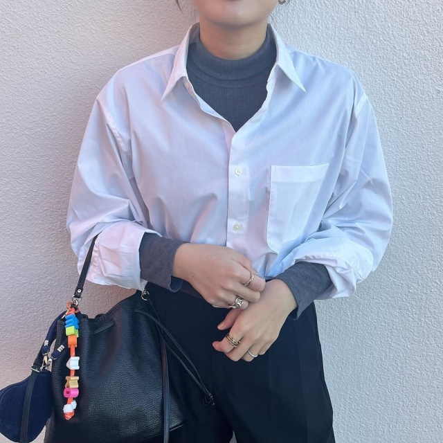 GU「イージーケアブロードシャツ」