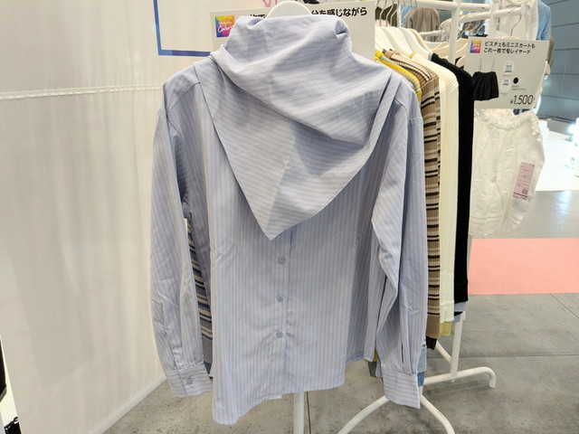 スカーフ付きシャツ