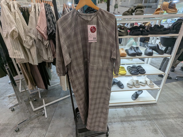 チェック柄ワンピース