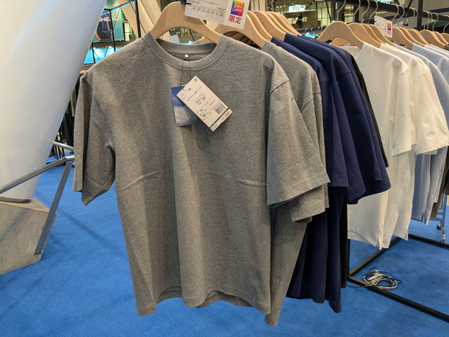 グレーのタフコットン半袖Tシャツ