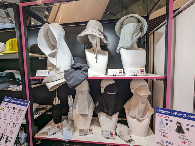 XShelterのハット類