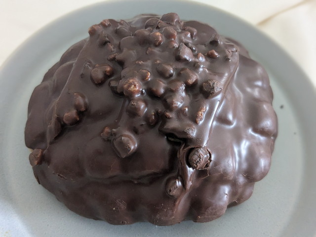 ブラックサンダー メロンパン