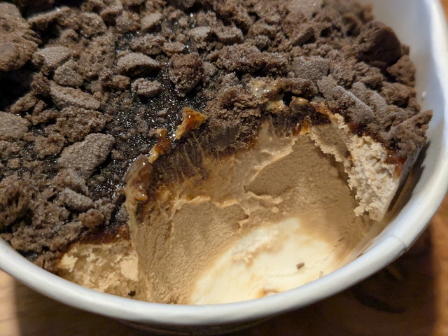 明治エッセルスーパーカップ大人ラベル とことん珈琲 断面