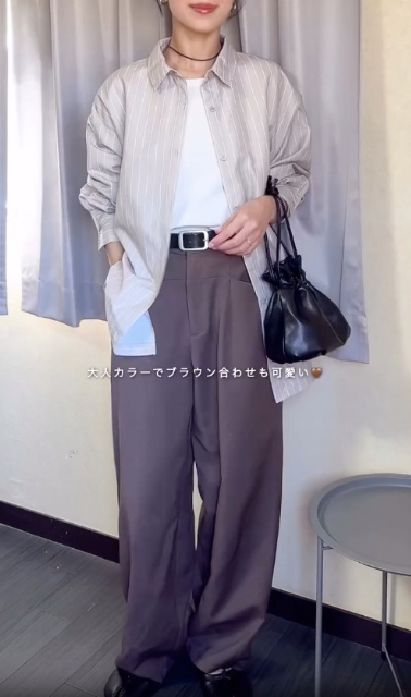 ピーチストライプシャツを着たコーデ