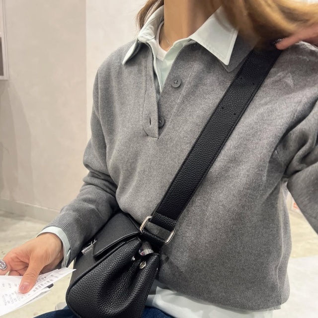 UNIQLO「スムースコットンポロセーター」