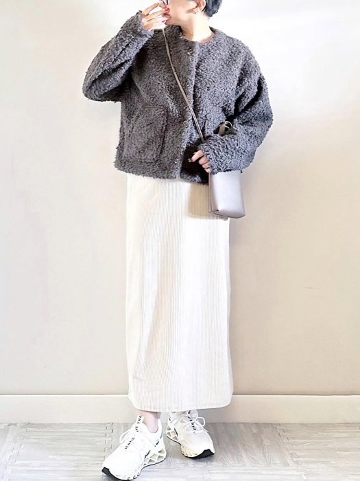 しまむら「6Wカットコールナロースカート」