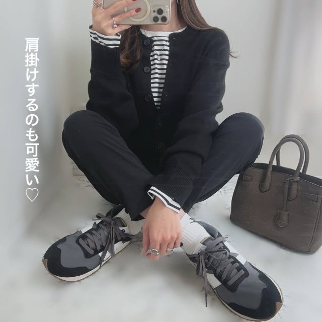 GU「スウェットライクニットドルマンスリーブカーディガン」