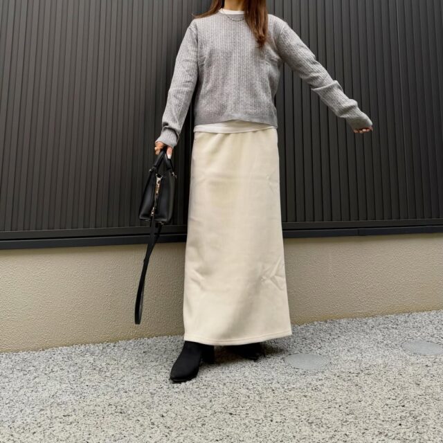 UNIQLO「ミニケーブルクルーネックセーター」