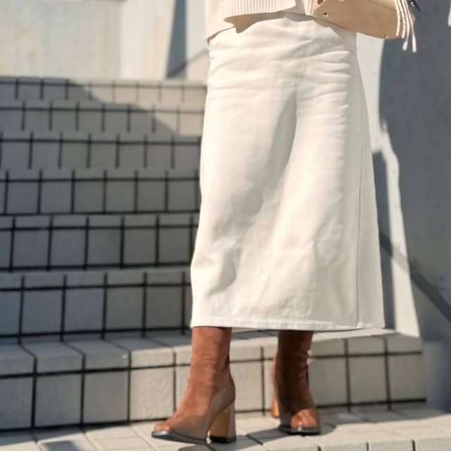 GU「ヘビーウェイトスウェットナロースカート」