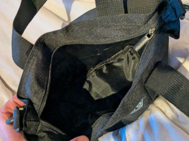 Colemanミニトート 内側