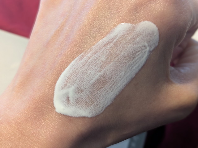 クリニシールド UVスキンケア 肌へのなじみ