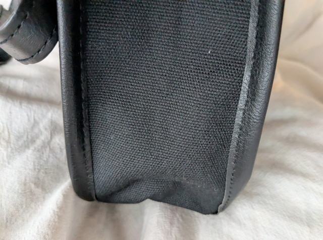 Café Kitsunéスマホショルダー ストラップ金具