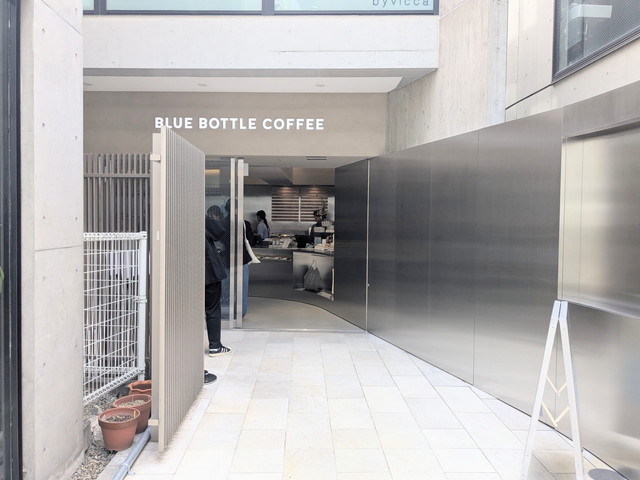 ブルーボトルコーヒー 原宿カフェ 外観