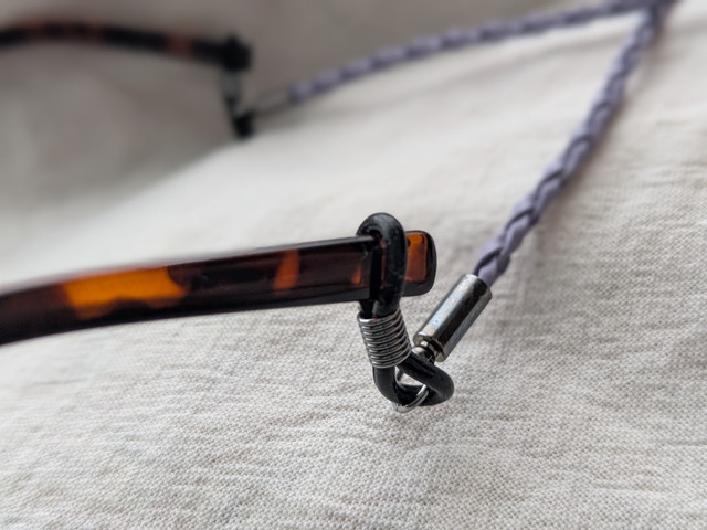 ARGIETサングラス グラスコード金具アップ