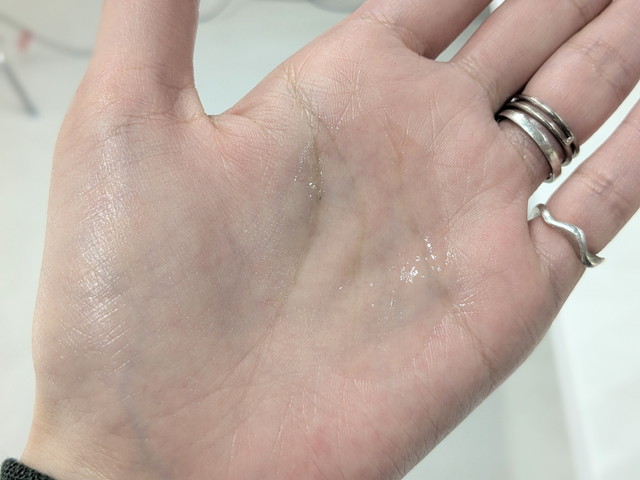 髪・肌・全身に使えるマルチオイル