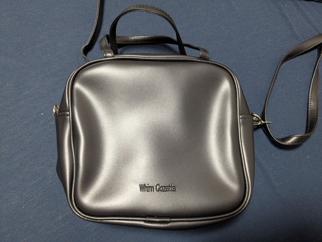 Whim Gazette スクエアバッグ正面
