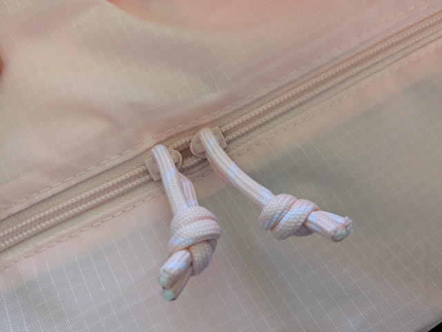 コールマン撥水ボストンバッグ ファスナーロープアップ